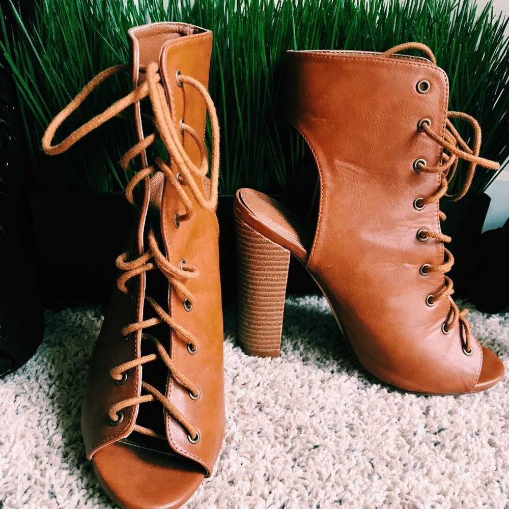 Lace up booties.